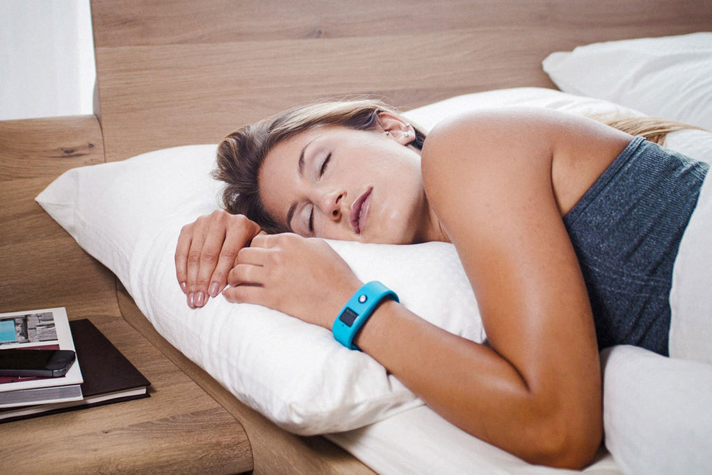 Eight Easy Ways to Fall Asleep Fast-Luxe Pillow